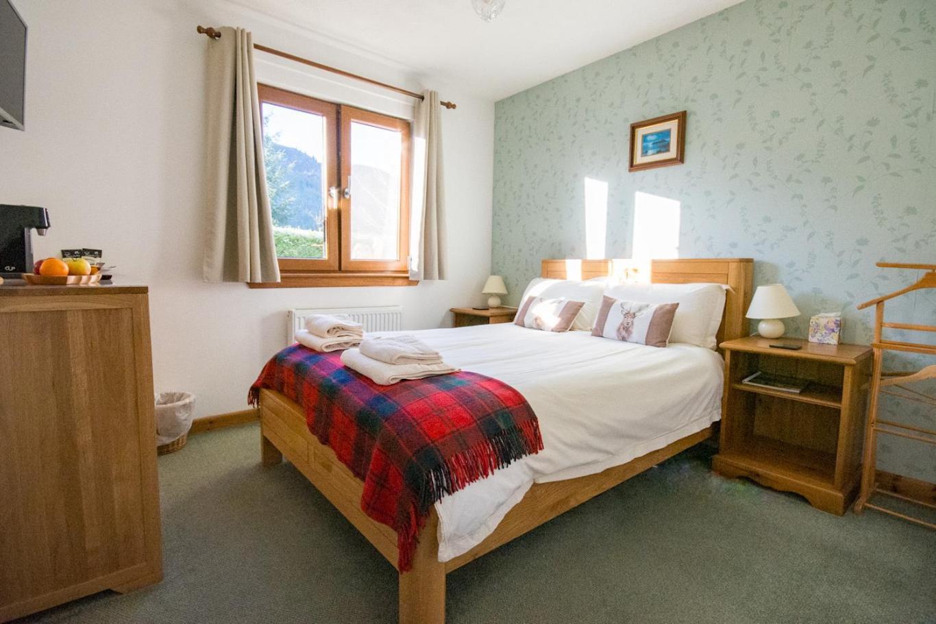 Craik Na Dav B&B อินเวอร์มอริสตัน ภายนอก รูปภาพ