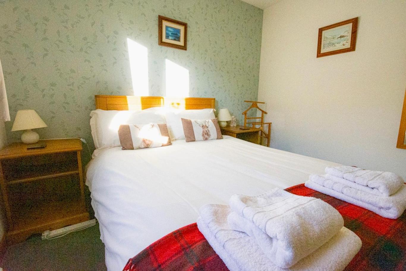 Craik Na Dav B&B อินเวอร์มอริสตัน ภายนอก รูปภาพ